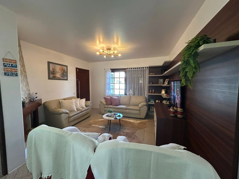 Casa com 3 dormitórios, totalmente mobiliada, decorada, com piscina: 3ª foto da galeria de imagens do imóvel