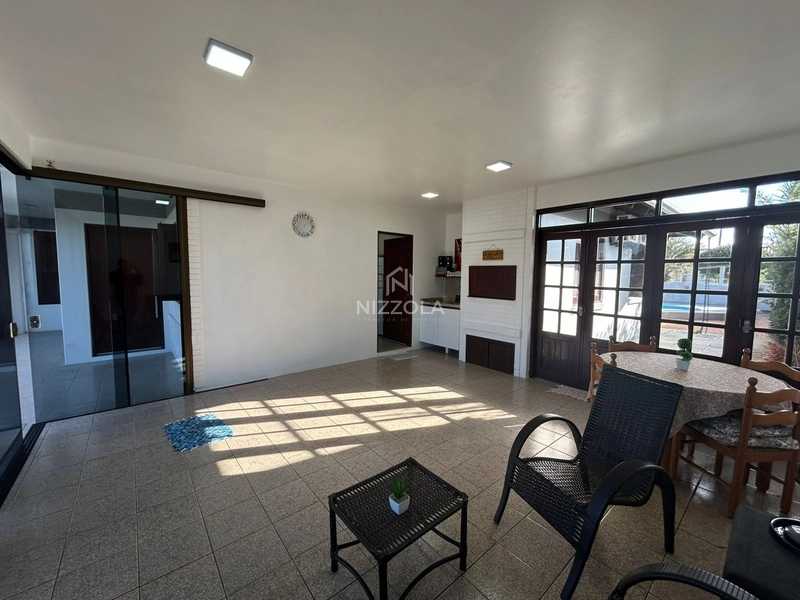 Casa com 3 dormitórios, totalmente mobiliada, decorada, com piscina: 9ª foto da galeria de imagens do imóvel