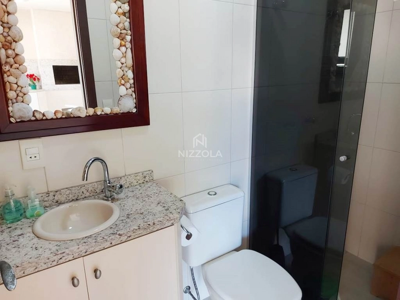 Sobrado mobiliado, com 04 suítes no Centro de Xangri-lá: 27ª foto da galeria de imagens do imóvel