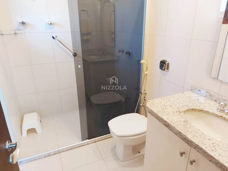 Sobrado mobiliado, com 04 suítes no Centro de Xangri-lá: 18ª foto da galeria de imagens do imóvel