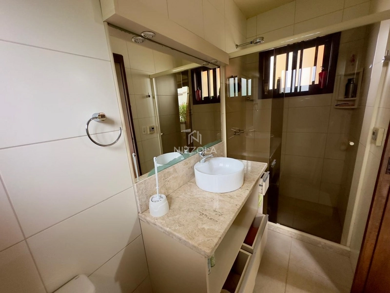 Casa mobiliada, com 3 dormitório sendo 2 suítes no Centro de Xangri-lá: 12ª foto da galeria de imagens do imóvel