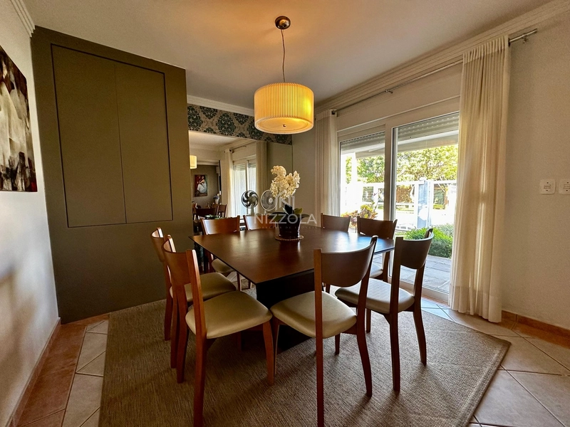 Casa com 5 dormitórios, sendo uma suíte, salão de festas, em Xangri-lá: 6ª foto da galeria de imagens do imóvel