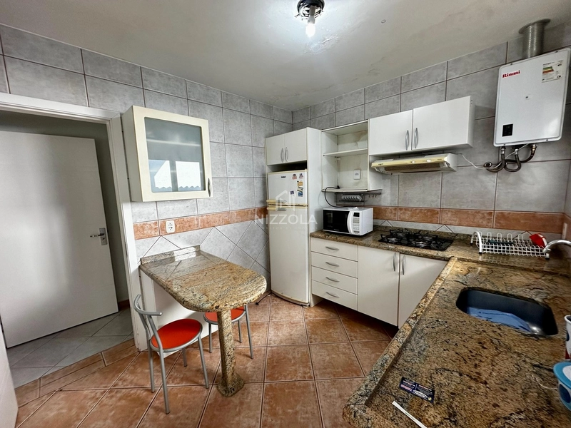 Casa com 5 dormitórios, sendo uma suíte, salão de festas, em Xangri-lá: 8ª foto da galeria de imagens do imóvel