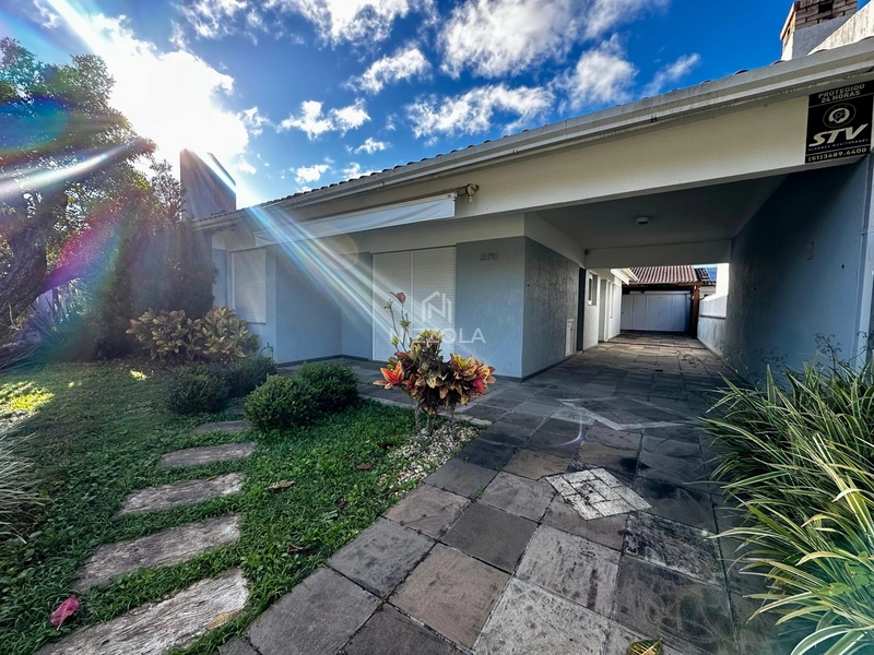 Casa com 5 dormitórios, sendo uma suíte, salão de festas, em Xangri-lá: 3ª foto da galeria de imagens do imóvel