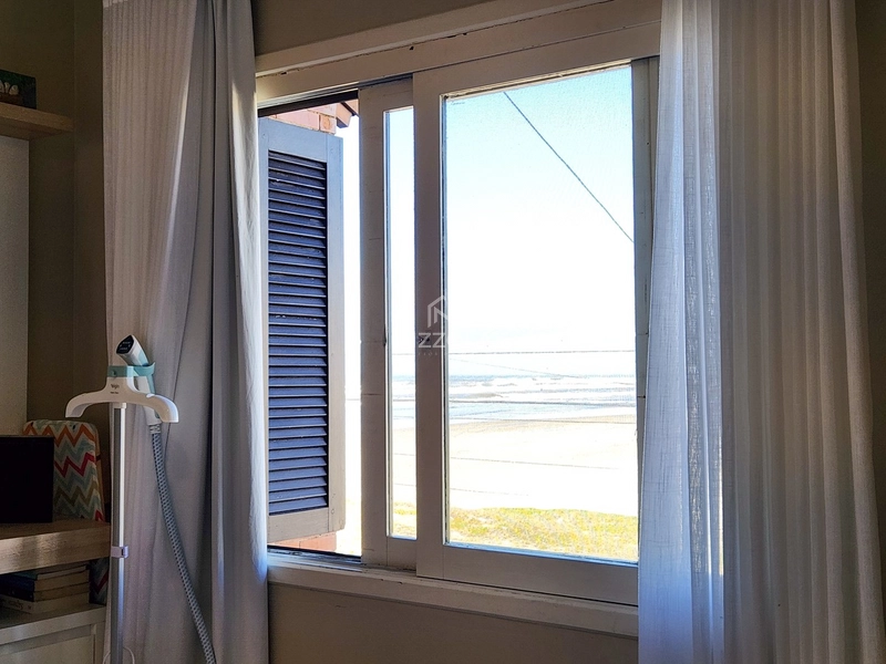 Sobrado mobiliado, com 2 dormitórios, vista mar no Centro de Xangri-lá: 23ª foto da galeria de imagens do imóvel