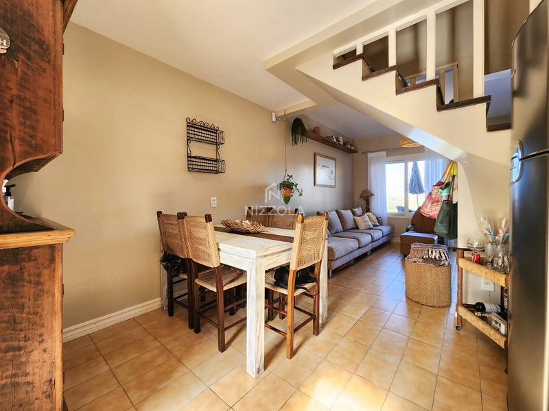 Sobrado mobiliado, com 2 dormitórios, vista mar no Centro de Xangri-lá: 14ª foto da galeria de imagens do imóvel