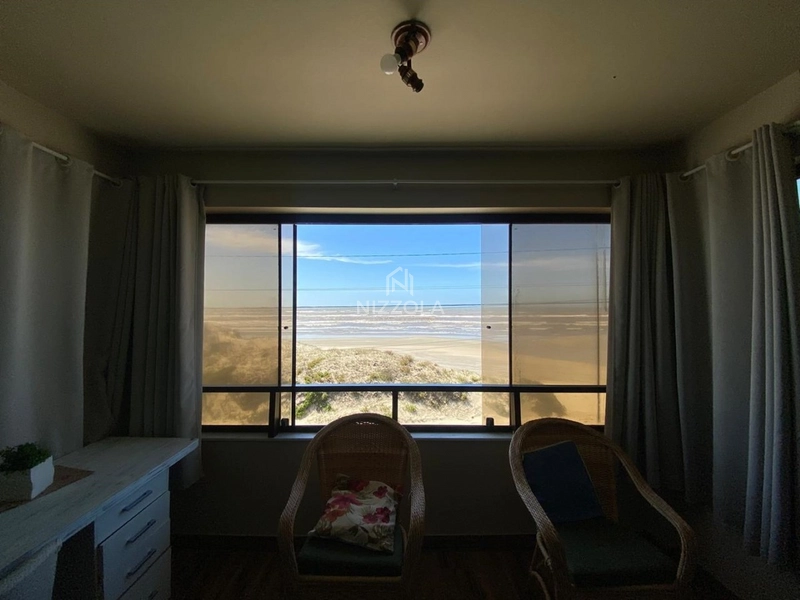 Sobrado com duas suítes na beira mar de Xangri-lá: 16ª foto da galeria de imagens do imóvel