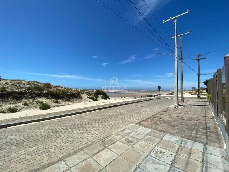 Sobrado com duas suítes na beira mar de Xangri-lá: 18ª foto da galeria de imagens do imóvel