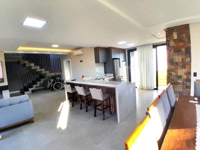 Sobrado de esquina, com 4 suítes no condomínio Sunset: 8ª foto da galeria de imagens do imóvel