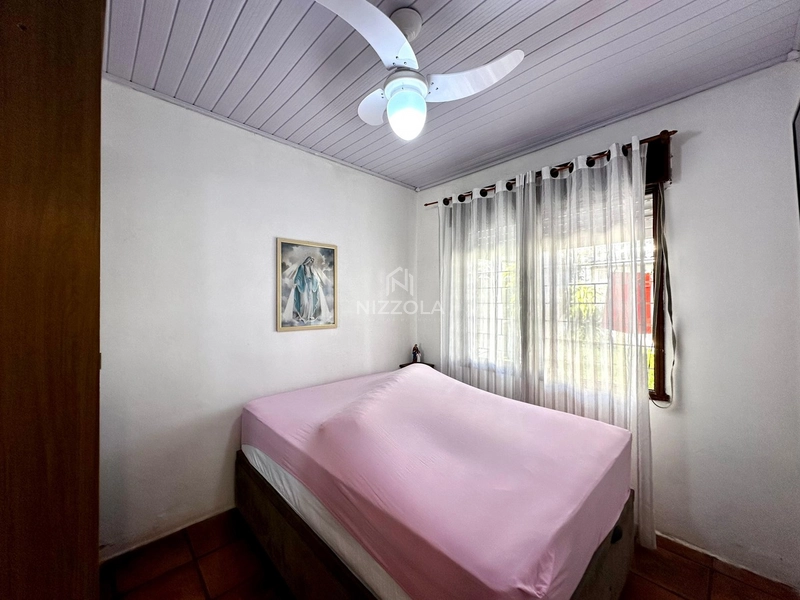 Casa com 5 dormitórios em Atlântida Sul: 7ª foto da galeria de imagens do imóvel