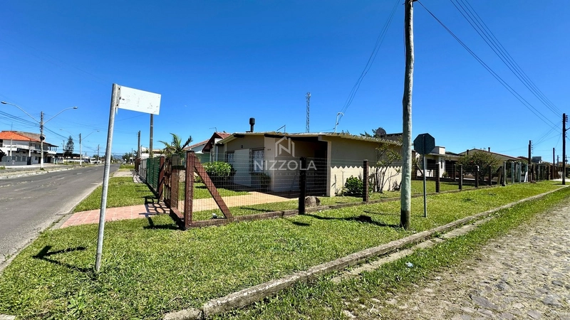 Casa com 2 dormitórios em Atlântida Sul: 11ª foto da galeria de imagens do imóvel