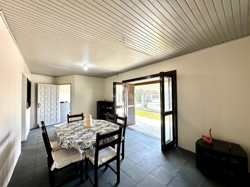 Casa com 3 dormitórios, sendo 1 suíte, em Atlântida Sul: 6ª foto da galeria de imagens do imóvel