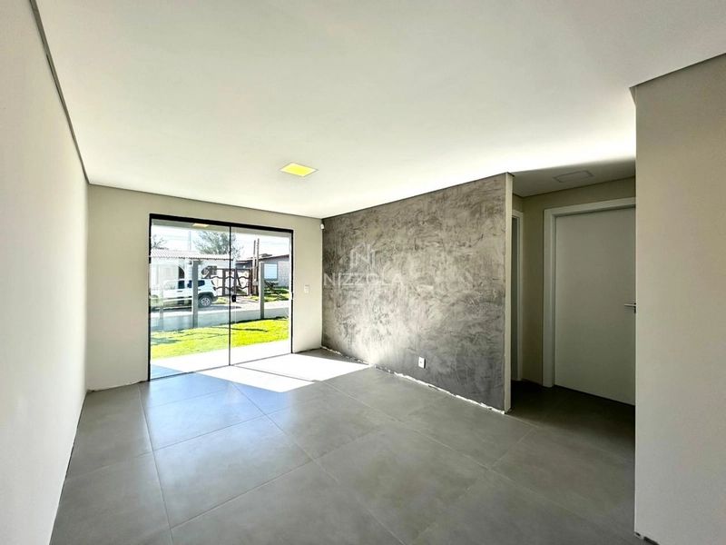 Casa com 2 dormitórios, sendo 1 suíte, em Atlântida Sul: 6ª foto da galeria de imagens do imóvel