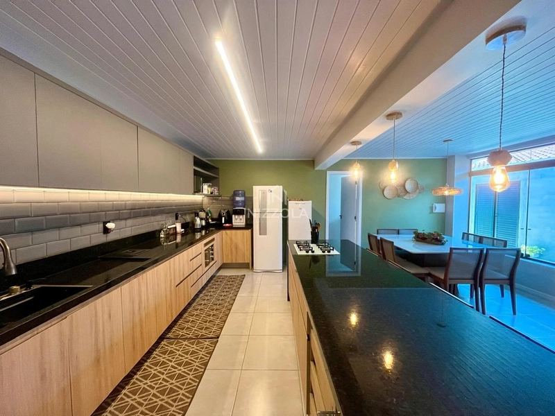 Casa com 4 dormitórios, sendo 2 suítes, no Arpoador em Xangri-Lá: 13ª foto da galeria de imagens do imóvel