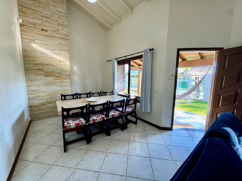 Casa em terreno com 540m² em excelente localização de Atlântida: 10ª foto da galeria de imagens do imóvel