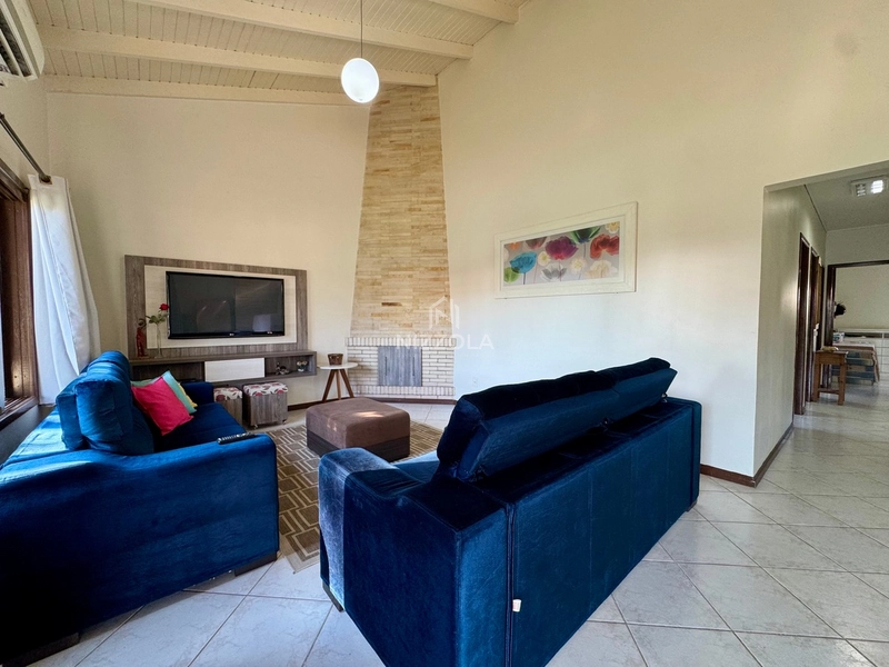 Casa em terreno com 540m² em excelente localização de Atlântida: 8ª foto da galeria de imagens do imóvel