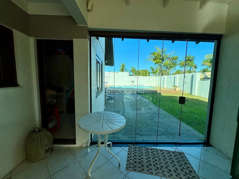 Casa em terreno com 540m² em excelente localização de Atlântida: 18ª foto da galeria de imagens do imóvel