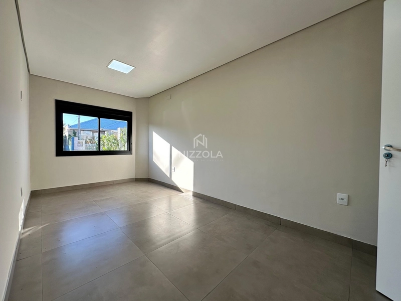 Casa reformada com 3 dormitórios, sendo 1 suíte, em Atlântida Sul: 11ª foto da galeria de imagens do imóvel