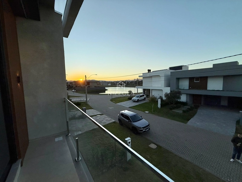 Sobrado com 4 suítes no Condomínio Sunset: 9ª foto da galeria de imagens do imóvel