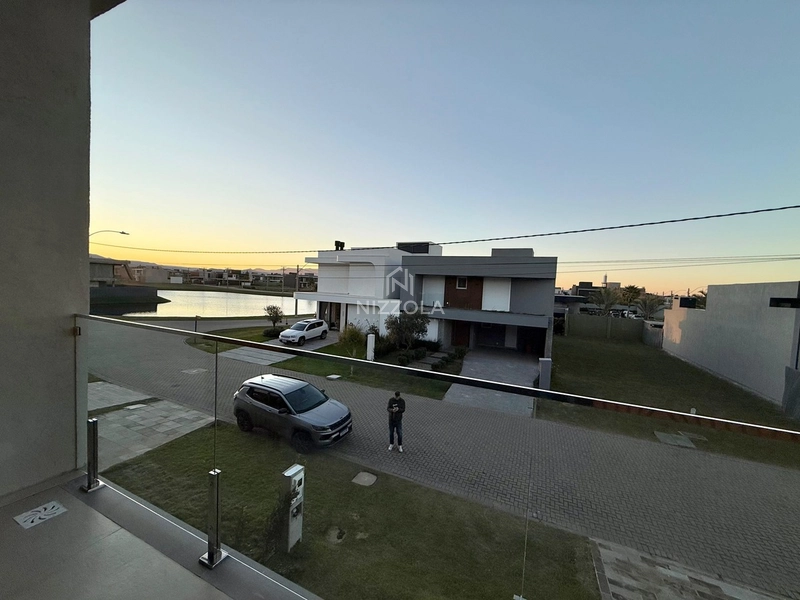 Sobrado com 4 suítes no Condomínio Sunset: 10ª foto da galeria de imagens do imóvel