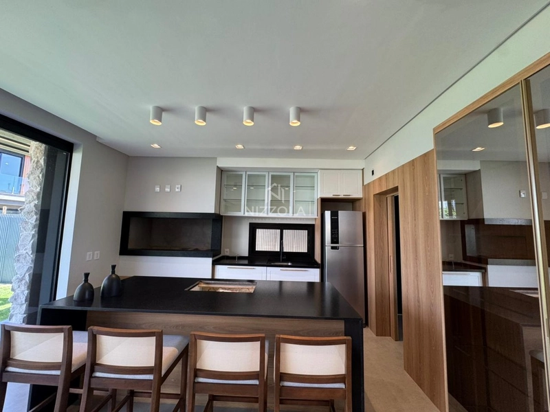 Sobrado com 4 suítes no condomínio Sunset: 10ª foto da galeria de imagens do imóvel