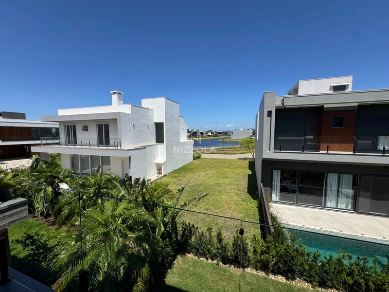 Sobrado com 4 suítes no condomínio Sunset: 12ª foto da galeria de imagens do imóvel