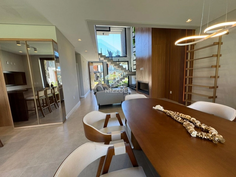 Sobrado com 4 suítes no condomínio Sunset: 6ª foto da galeria de imagens do imóvel