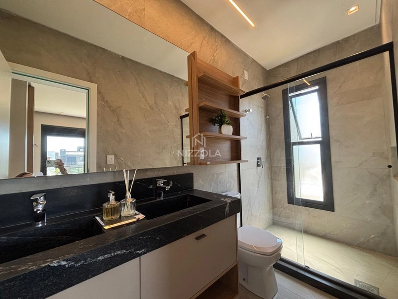 Sobrado beira lago, com 5 suítes, no Condomínio Sunset: 20ª foto da galeria de imagens do imóvel