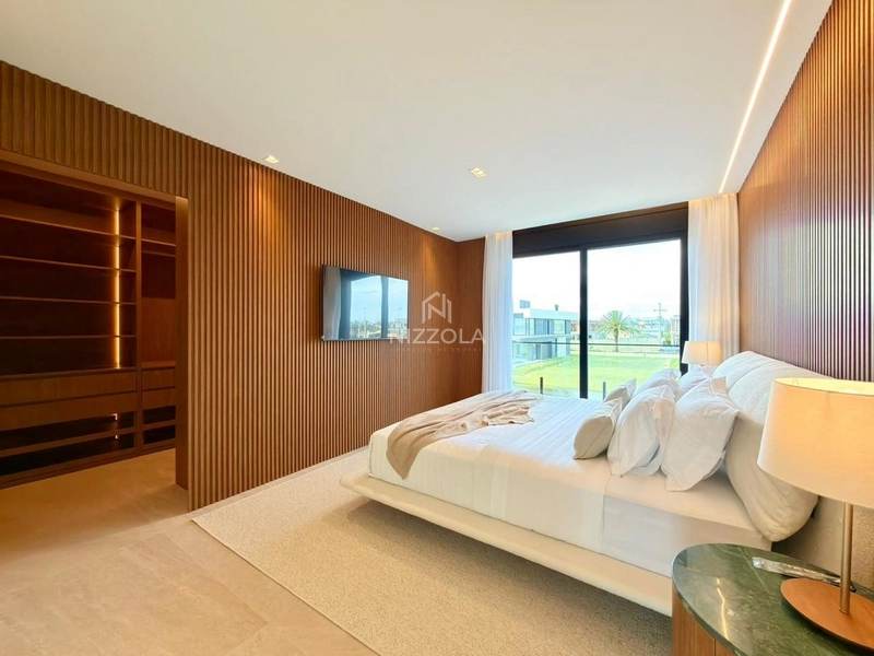 Sobrado alto padrão, com 5 suítes, beira-lago no Condomínio Amare: 45ª foto da galeria de imagens do imóvel