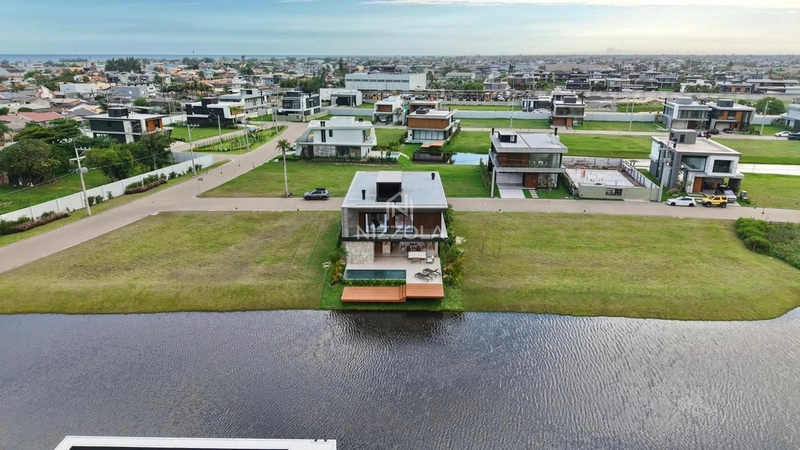 Sobrado alto padrão, com 5 suítes, beira-lago no Condomínio Amare: 72ª foto da galeria de imagens do imóvel