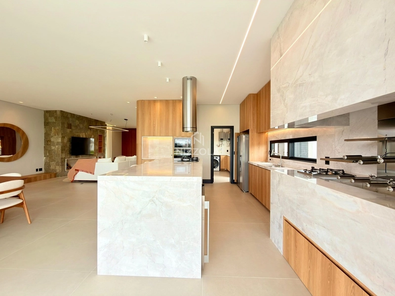 Sobrado beira-lago de alto padrão, com 5 suítes no Amare: 18ª foto da galeria de imagens do imóvel