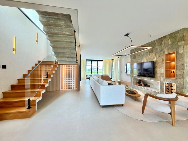 Sobrado beira-lago de alto padrão, com 5 suítes no Amare: 2ª foto da galeria de imagens do imóvel