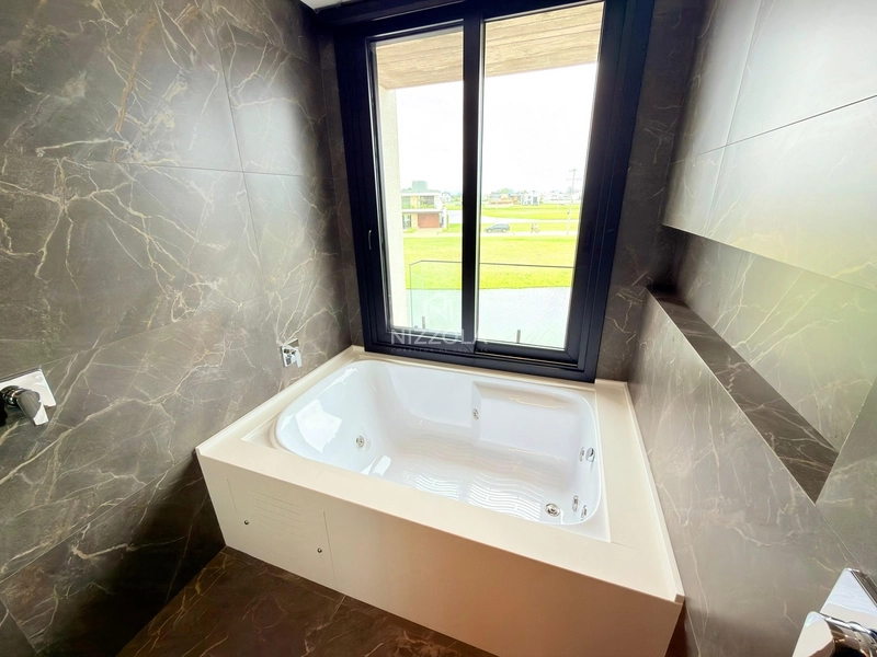 Sobrado beira-lago de alto padrão, com 5 suítes no Amare: 40ª foto da galeria de imagens do imóvel