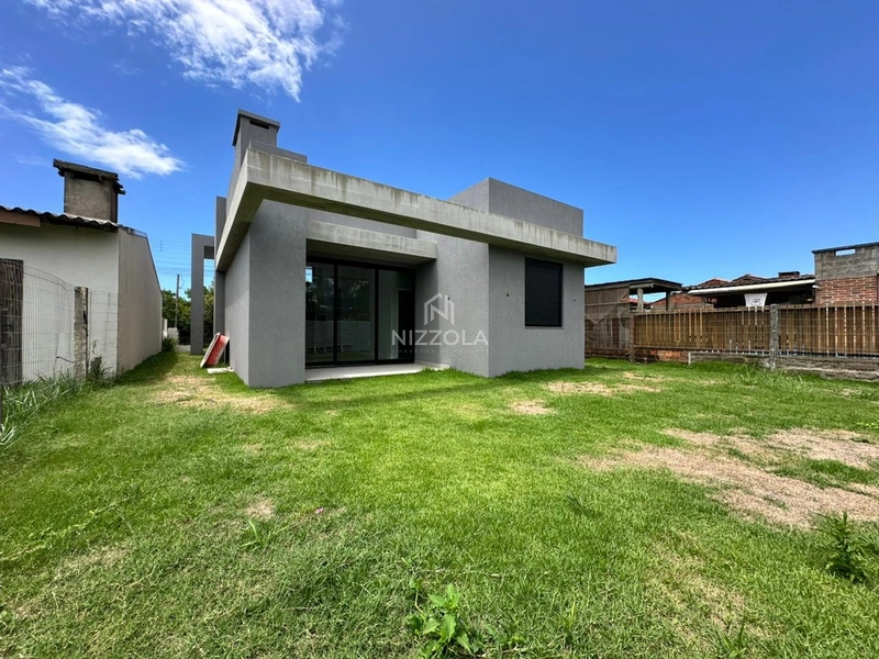 Casa nova em Noiva do Mar, com 3 dormitórios, suíte e amplo terreno: 14ª foto da galeria de imagens do imóvel