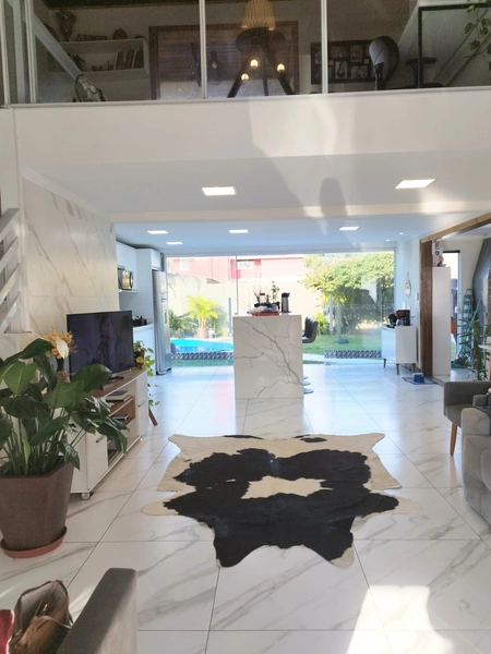 Casa mobiliada com 3 dormitórios na praia do Arpoador em Xangri lá.: 2ª foto da galeria de imagens do imóvel