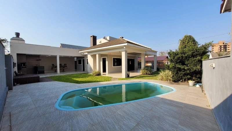 Casa com 4 dormitórios, sendo 2 suítes, em Mariápolis.: 5ª foto da galeria de imagens do imóvel
