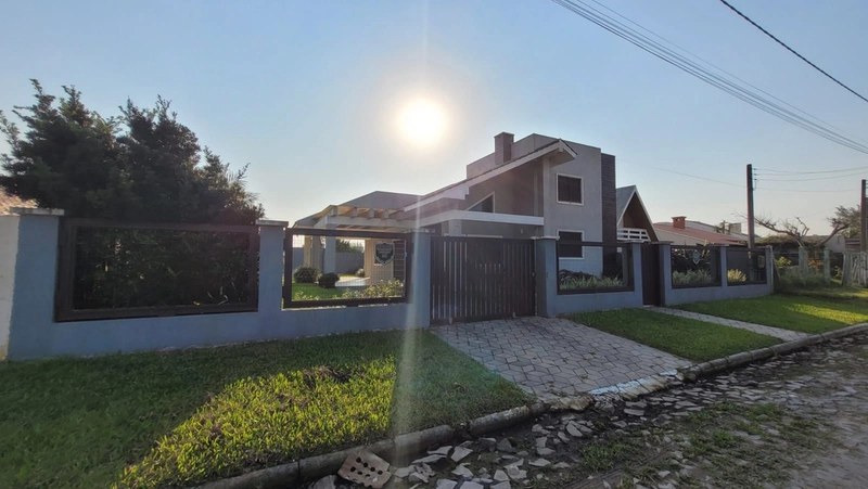 Casa com 4 dormitórios, sendo 2 suítes, em Mariápolis.: 29ª foto da galeria de imagens do imóvel
