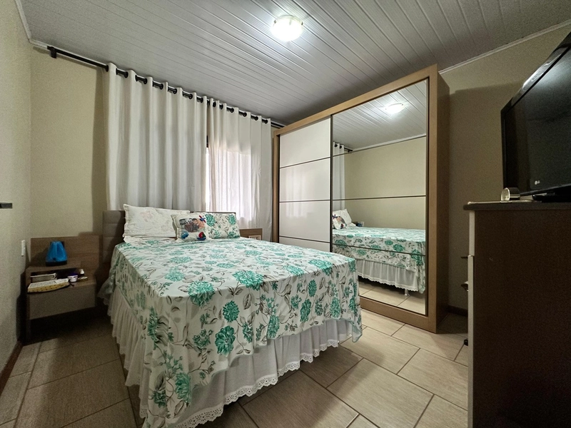 Casa de esquina semimobiliada em Atlântida Sul.: 8ª foto da galeria de imagens do imóvel