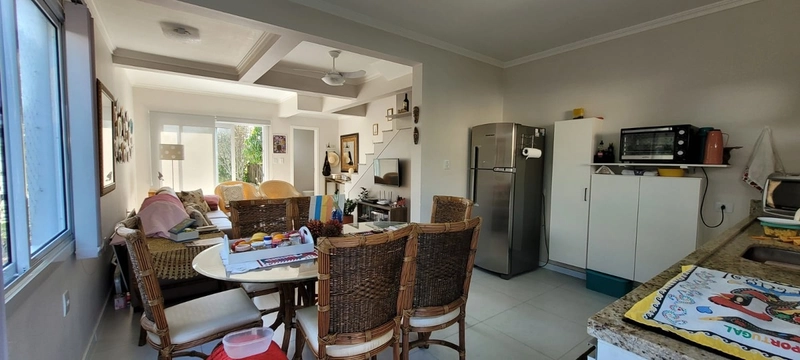 Duplex de 2 dormitórios em Mariápolis: 8ª foto da galeria de imagens do imóvel
