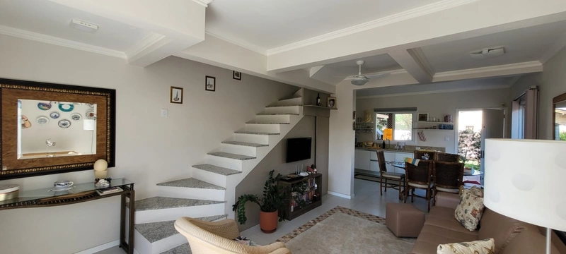 Duplex de 2 dormitórios em Mariápolis: 13ª foto da galeria de imagens do imóvel