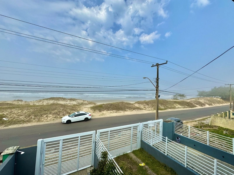 Sobrado mobiliado Beira Mar, com 2 suítes em Atlântida Sul: 25ª foto da galeria de imagens do imóvel