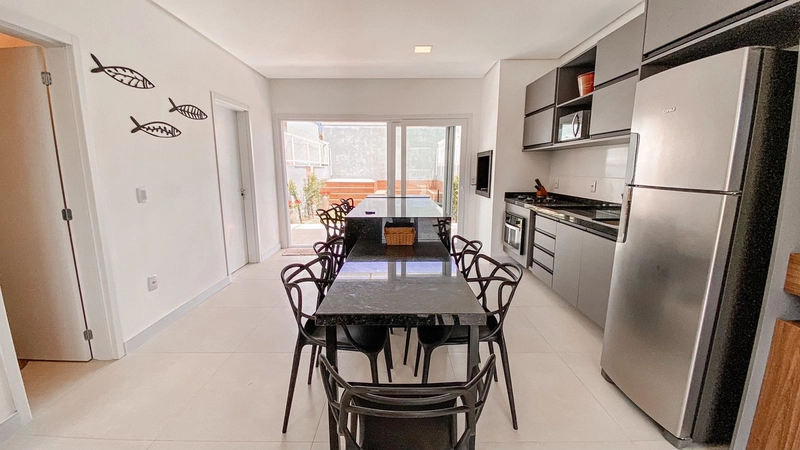 Duplex, frente Leste mobiliado a 2 quadras do mar: 6ª foto da galeria de imagens do imóvel