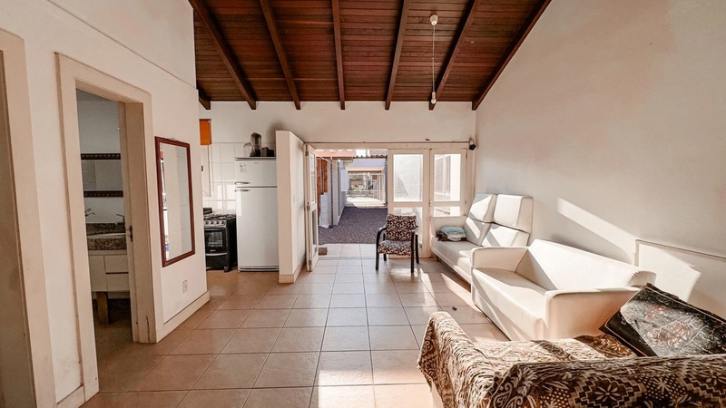 Casa no centro de Xangri-Lá, com amplo pátio e anexo nos fundos: 29ª foto da galeria de imagens do imóvel