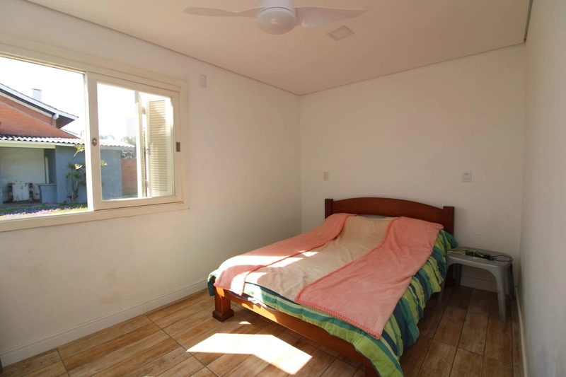 Casa com 3 dormitórios, mobiliada no centro de Xangri-lá: 11ª foto da galeria de imagens do imóvel