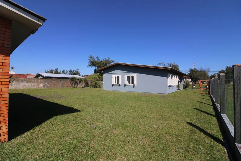 Casa com 3 dormitórios, mobiliada no centro de Xangri-lá: 5ª foto da galeria de imagens do imóvel