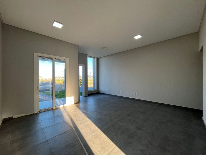 Casa em Xangri-lá centro com 3 dormitórios sendo 1 suíte: 4ª foto da galeria de imagens do imóvel