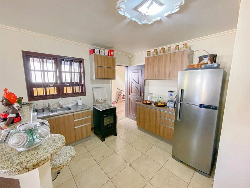 Casa mobiliada e decorada com 3 dormitórios, 1 suíte em Atlântida Sul: 7ª foto da galeria de imagens do imóvel