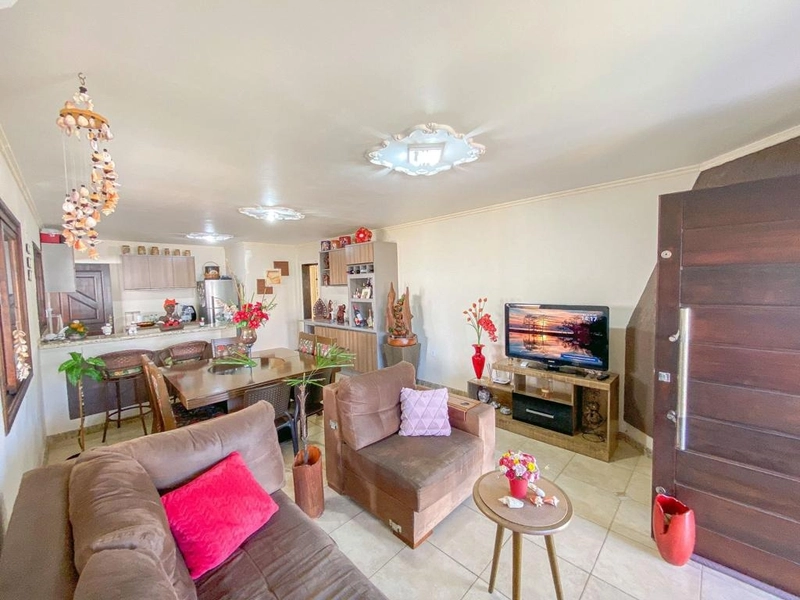 Casa mobiliada e decorada com 3 dormitórios, 1 suíte em Atlântida Sul: 6ª foto da galeria de imagens do imóvel