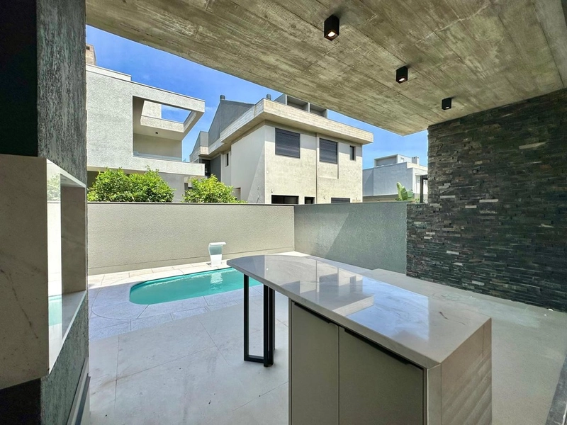 Casa mobiliada de decorada com 4 suítes e piscina no condomínio Blue: 12ª foto da galeria de imagens do imóvel