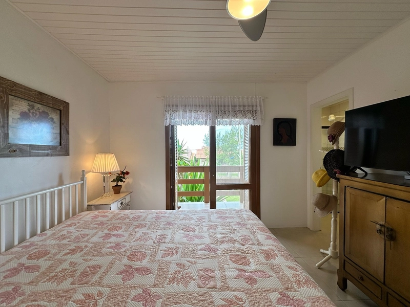 Casa mobiliada e decorada com 3 dormitórios, 1 suíte e dois terrenos: 24ª foto da galeria de imagens do imóvel
